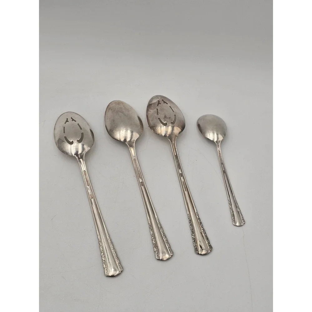 Holmes & Edwards May Queen Silverplate 3 Serving Spoon Pierced Set 1 sugar‎ IS